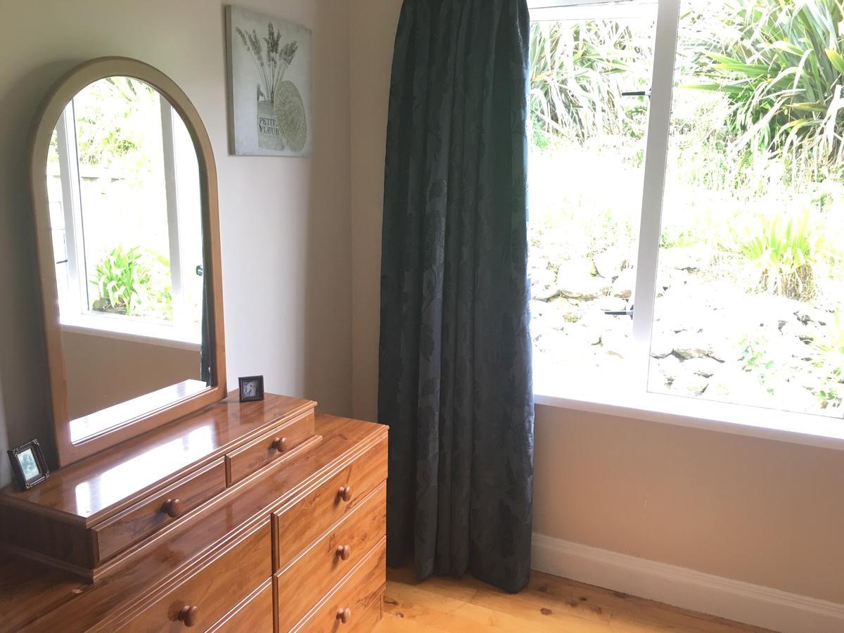 Nightingale Falls Farm Stay Retreat Thames Exteriör bild